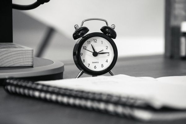 alarm clock schedule morning