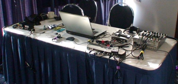 ポッドキャスト収録用のマイクとオーディオ機材